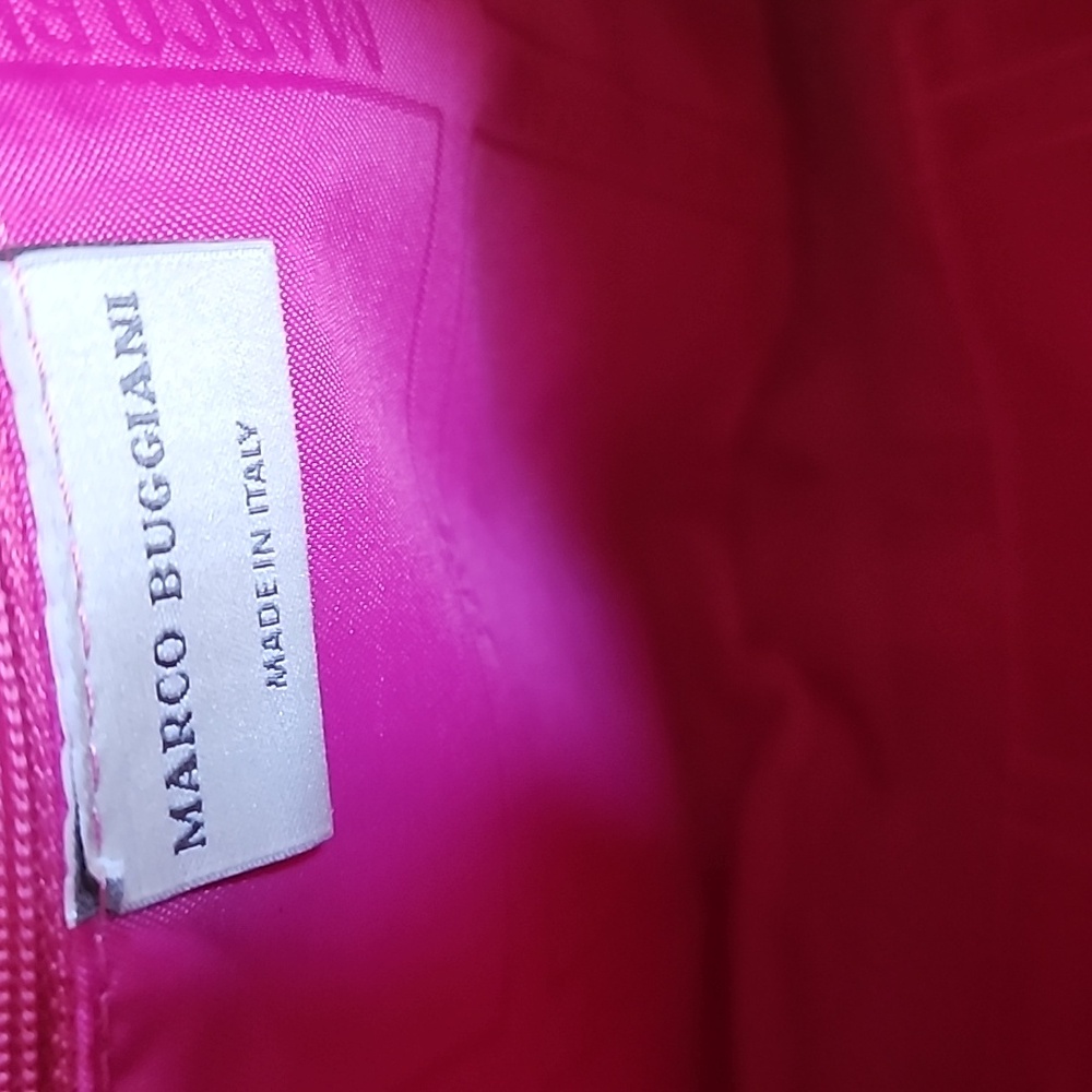 Small Bag - Picture 3 of 8